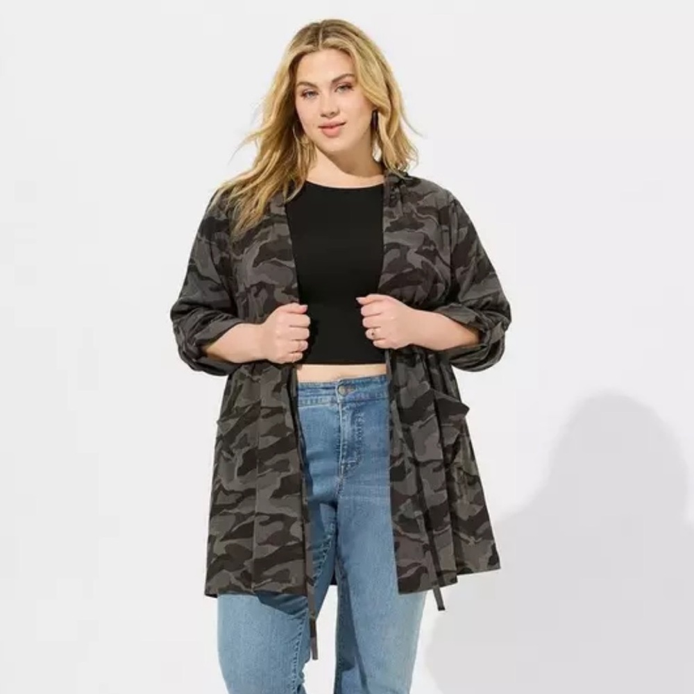 Torrid washable Gauze‎ Hooded Kimono